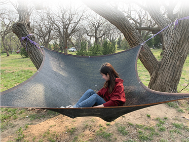 加厚加密遮陽防曬網 #工廠直營#防曬網  適用於屋頂，庭院，陽台，植物，汽車遮陽等等！ #24針車邊打孔加厚加密遮陽網 #擋光 #擋雨 #隔熱 #降濕 冬季還能保溫增濕唷！ 結實耐用，有包邊打孔，使用便捷，懸掛方便！ 邊孔距離100公分一個孔，直接懸掛即可！ 適用於屋頂，庭院，陽台，植物，汽車遮陽等等！ 耐曬不怕水，超耐用