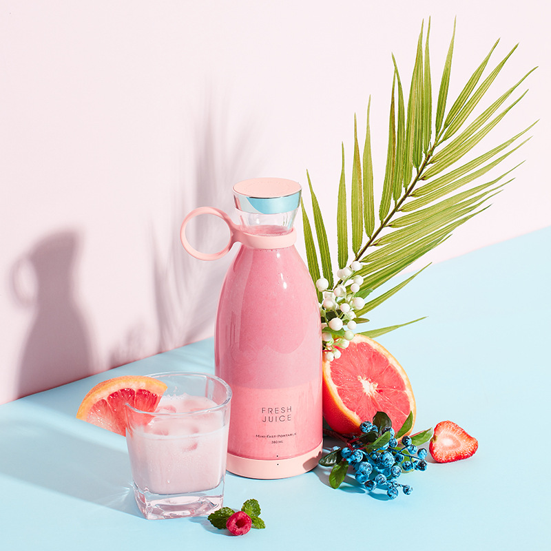 便攜式多功能USB充電榨汁杯 水果電動果汁攪拌杯！手動榨汁！純果汁 無果渣！